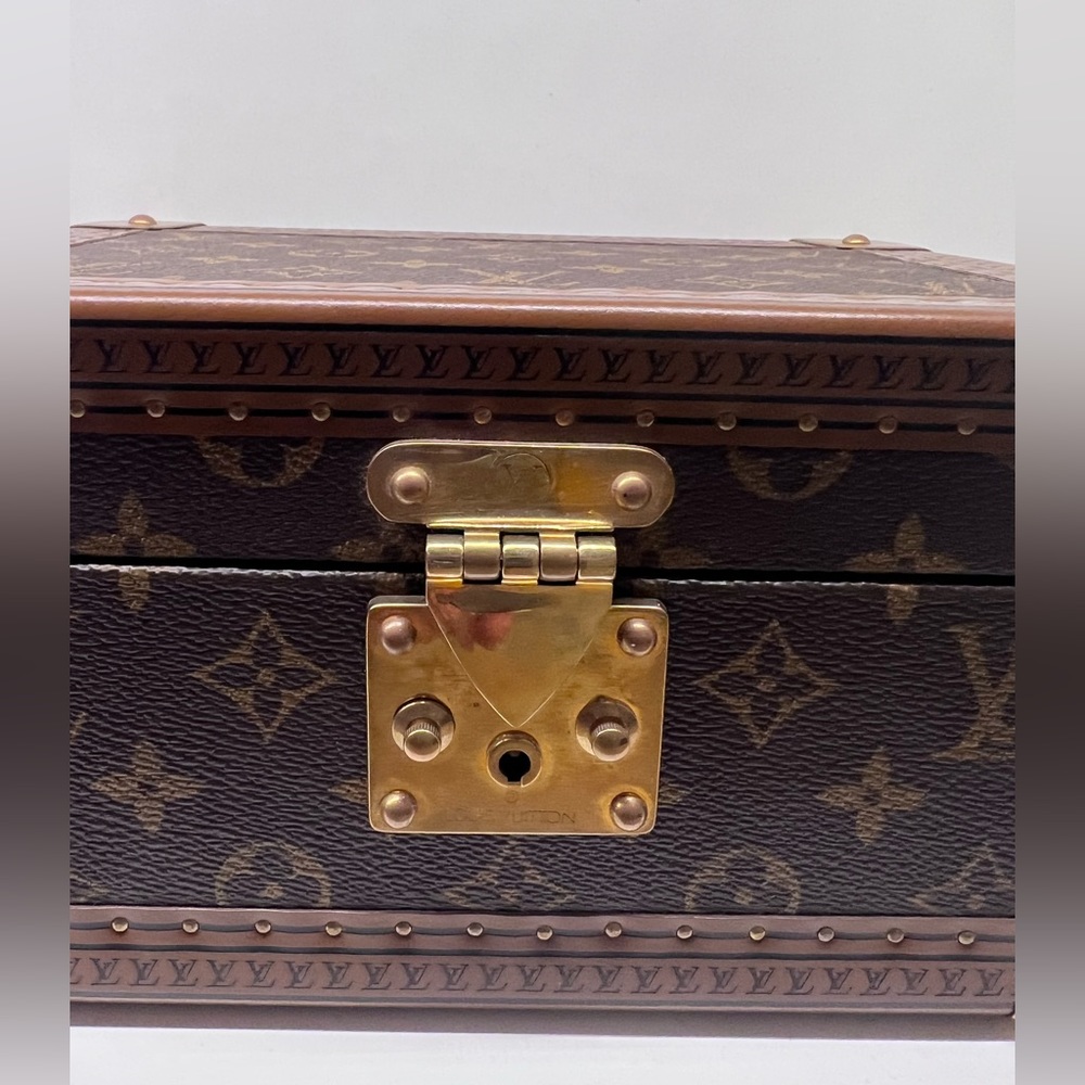 Louis Vuitton Coffret Tresor 24 - Picture 3 of 8